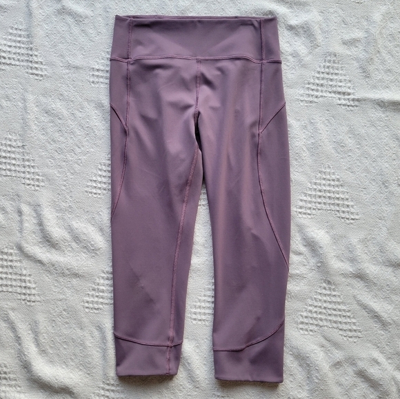 Lululemon In Movement Crop Athletic Sporty Legging *Everlux 19" Smoked Mulberry - Picture 2 of 11